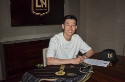奥运会赛车比赛预测DOTA2健身战术分析NBA橄榄球转会消息